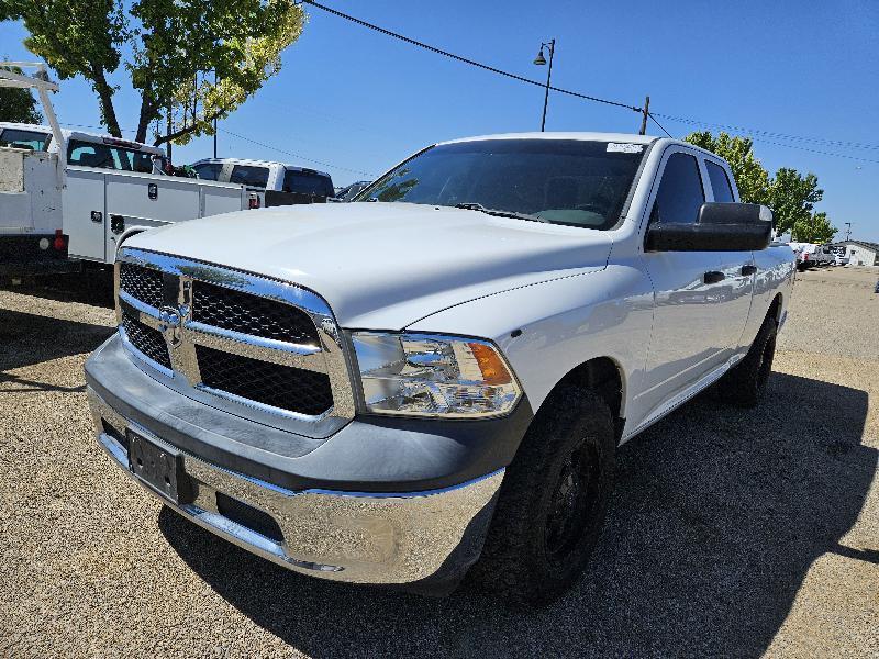 RAM 1500 Tradesman Quad Cab 4WD 2016