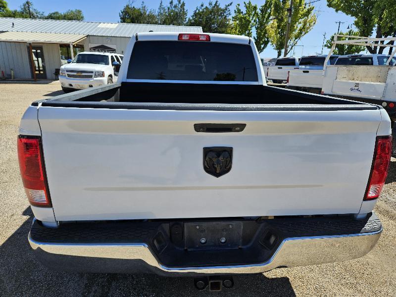 RAM 1500 Tradesman Quad Cab 4WD 2016