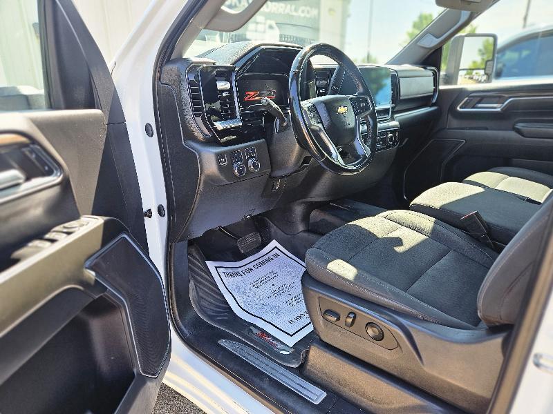 Chevrolet Silverado 2500HD LT Crew Cab Short Box 4WD 2024