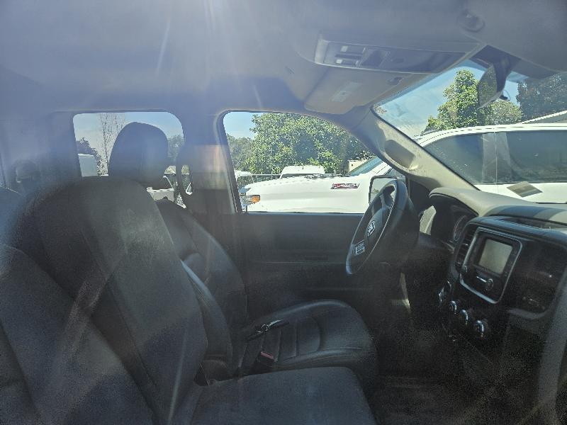 RAM 1500 Tradesman Quad Cab 4WD 2017