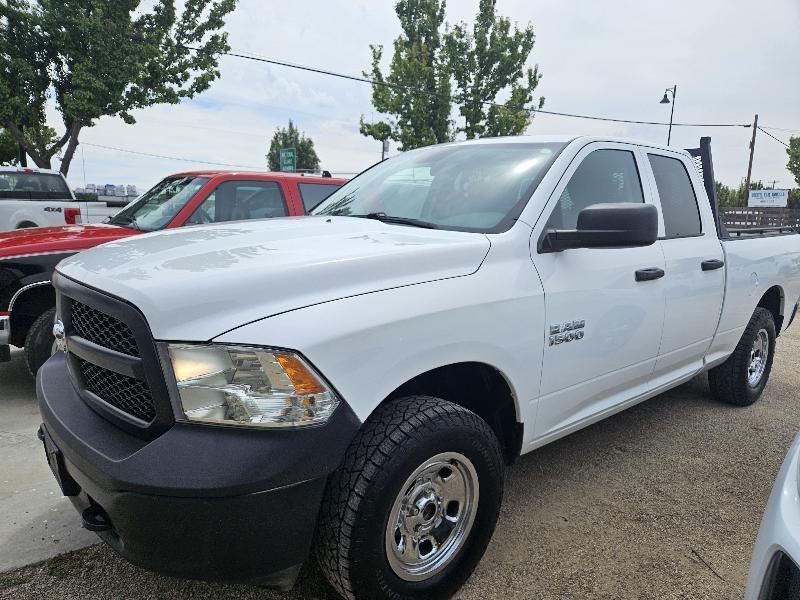 RAM 1500 Tradesman Quad Cab 4WD 2017