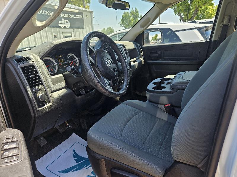 RAM 1500 Tradesman Quad Cab 4WD 2018