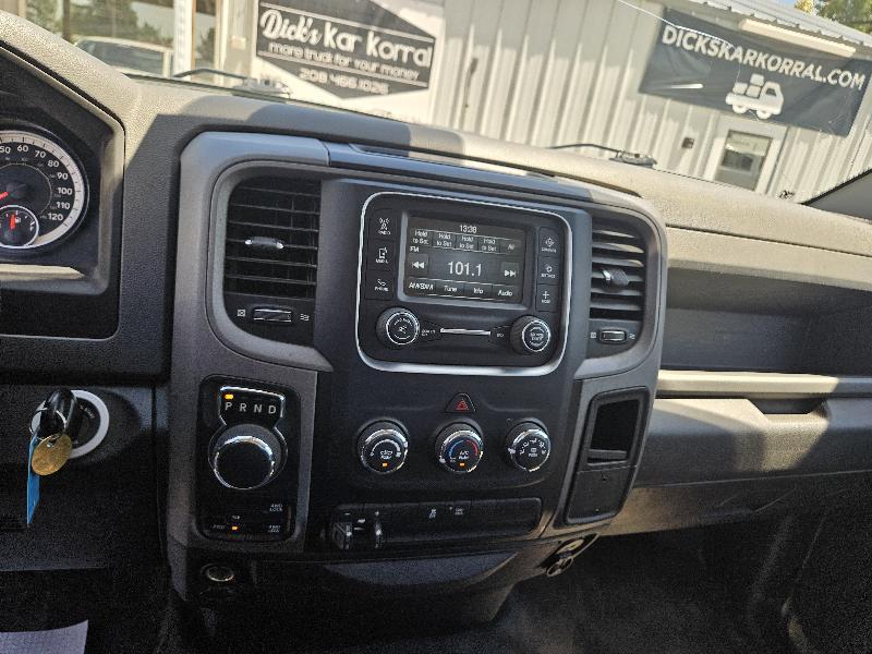 RAM 1500 Tradesman Quad Cab 4WD 2018