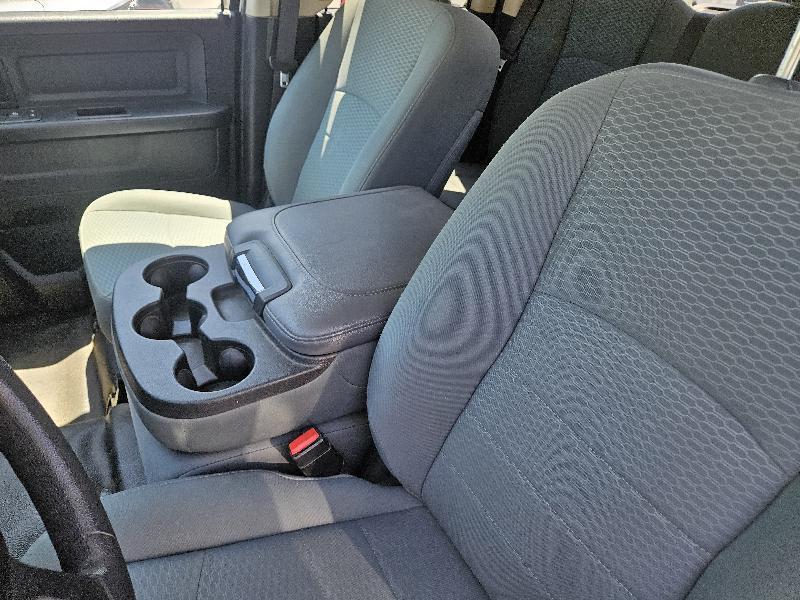 RAM 1500 Tradesman Quad Cab 4WD 2018