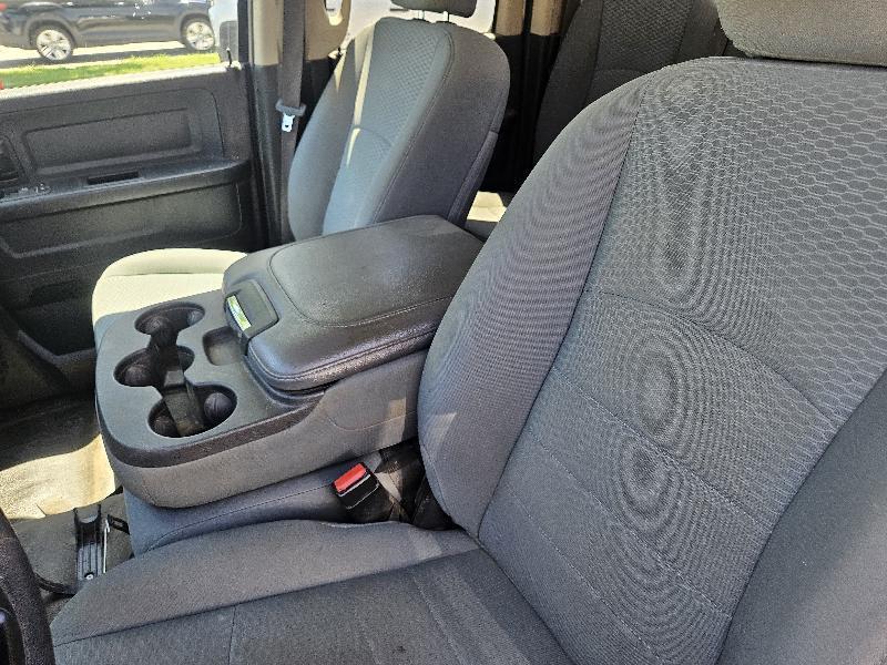 RAM 1500 Classic Tradesman Quad Cab 4WD 2019