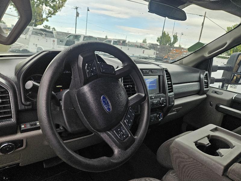 Ford F-550 Super Duty Crew Cab 4WD DRW 2021