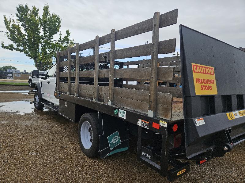 Ford F-550 Super Duty Crew Cab 4WD DRW 2021