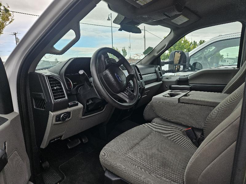 Ford F-550 Super Duty Crew Cab 4WD DRW 2021
