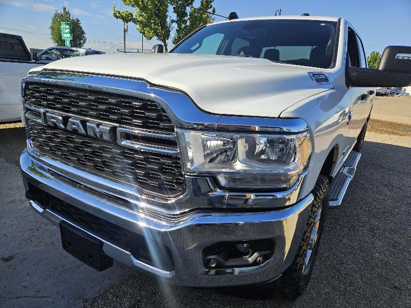 RAM 2500  2024