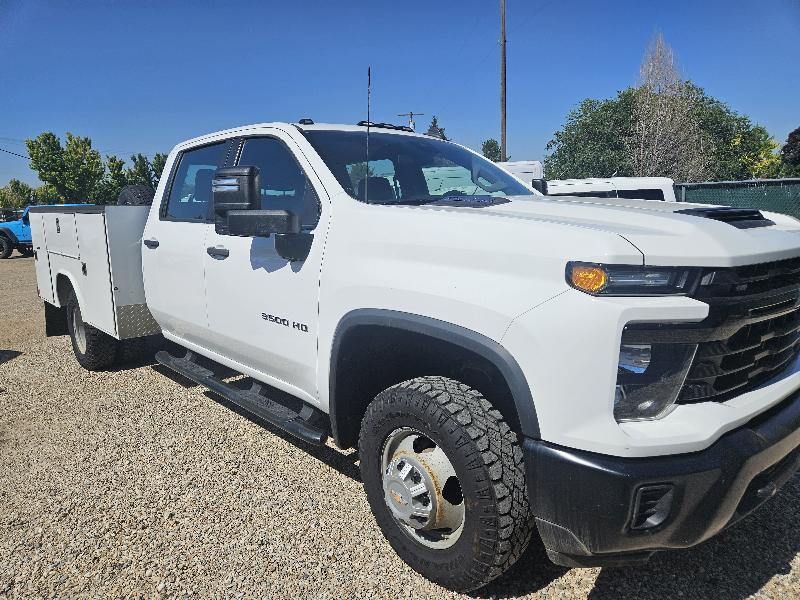 Chevrolet Silverado 3500HD Work Truck Crew Cab 4WD 2024