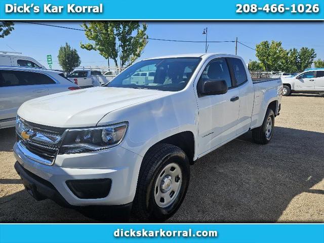 White 2018 Chevrolet Colorado Pickup Truck Four-Wheel Drive Automatic