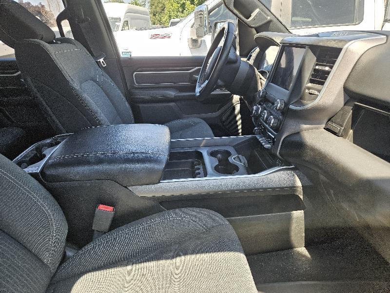 RAM 1500 Big Horn Crew Cab SWB 4WD 2021
