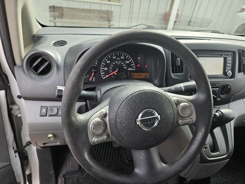 Nissan NV200 SV 2015