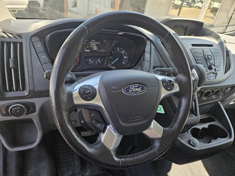 Ford Transit 250 Van High Roof w/Sliding Pass. 148-in. WB 2017