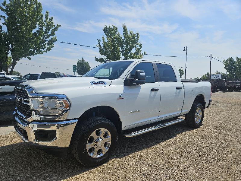 RAM 2500 Big Horn 4x4 Crew Cab 6'4" Box 2024