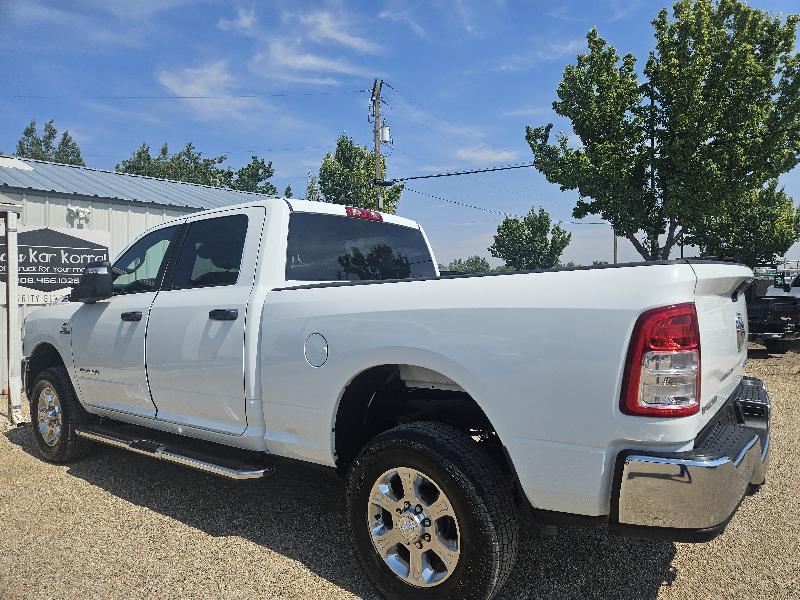 RAM 2500 Big Horn 4x4 Crew Cab 6'4" Box 2024
