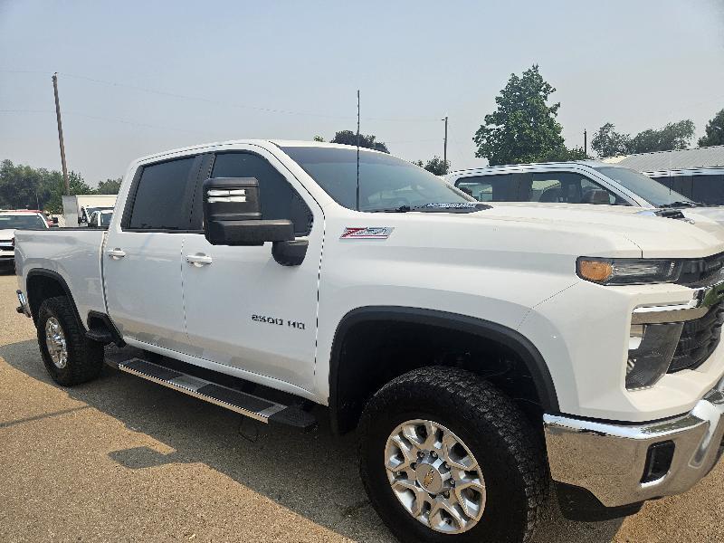 Chevrolet Silverado 2500HD LT Crew Cab Short Box 4WD 2024