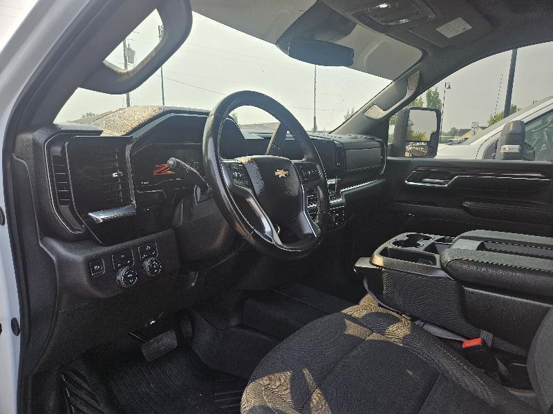 Chevrolet Silverado 2500HD LT Crew Cab Short Box 4WD 2024