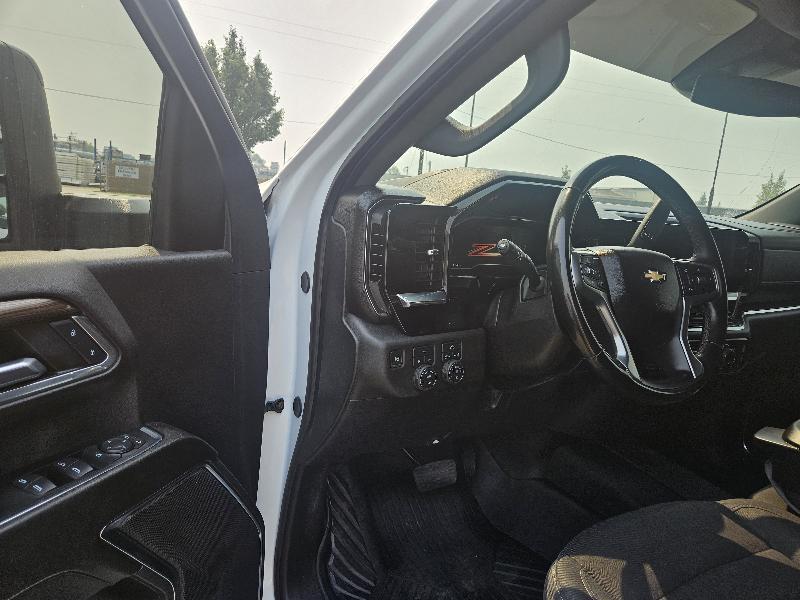 Chevrolet Silverado 2500HD LT Crew Cab Short Box 4WD 2024