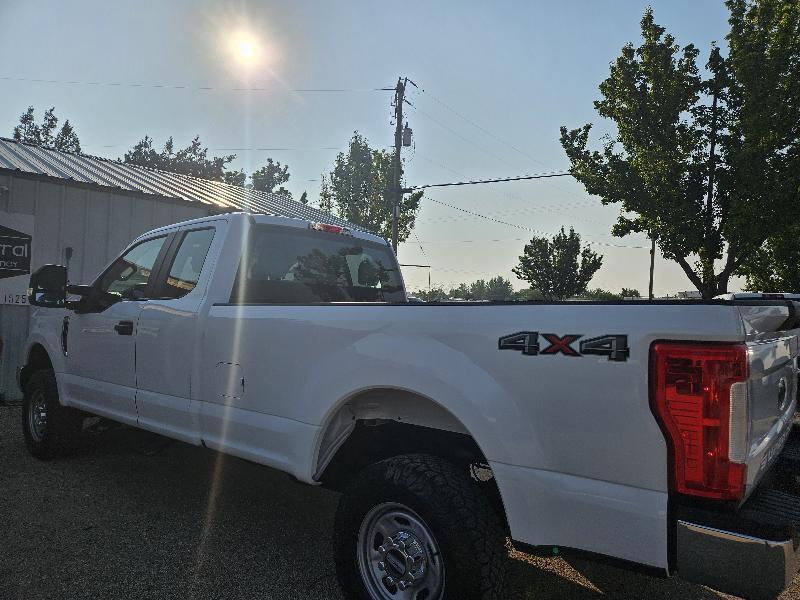 Ford F-350 SD XL SuperCab Long Bed 4WD 2018