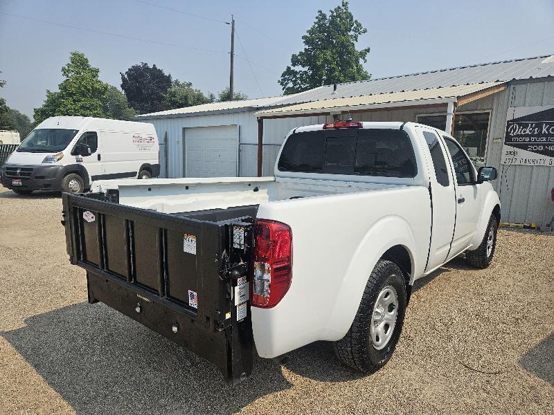 Nissan Frontier S King Cab I4 5MT 2WD 2019