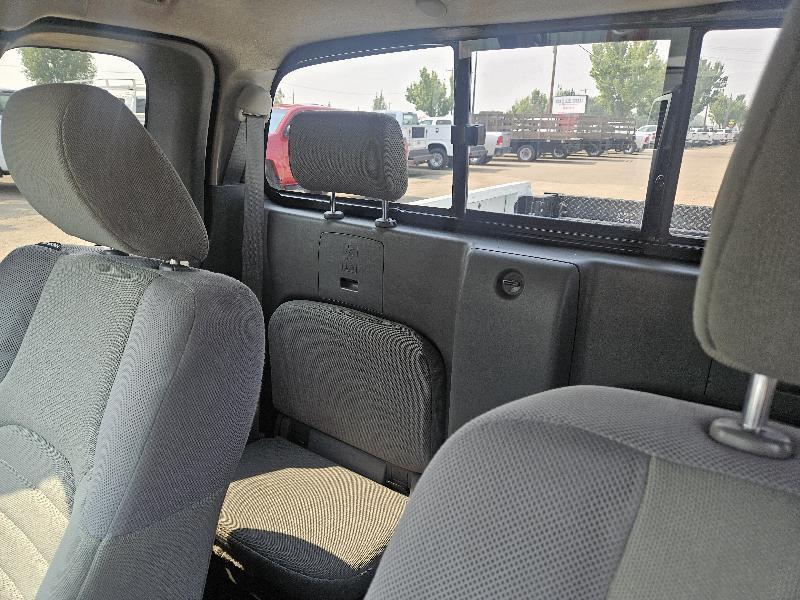 Nissan Frontier S King Cab I4 5MT 2WD 2019