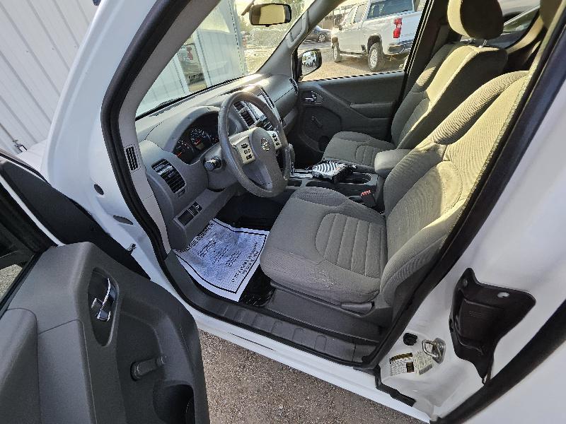 Nissan Frontier S King Cab I4 5MT 2WD 2019