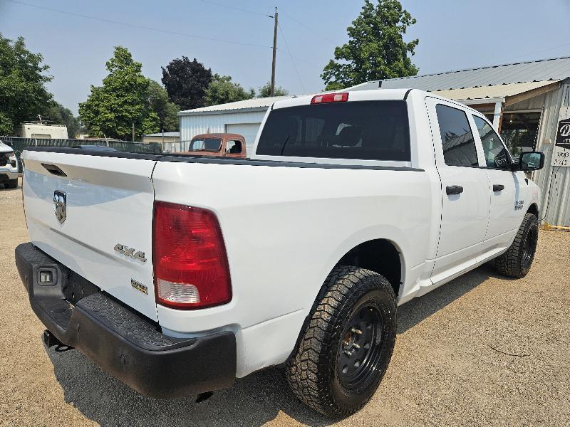 RAM 1500 Tradesman Crew Cab SWB 4WD 2018