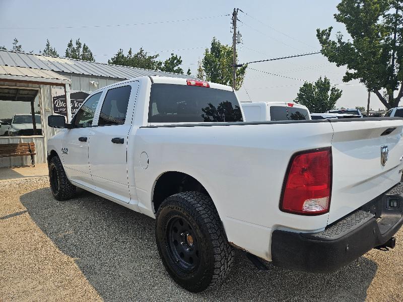 RAM 1500 Tradesman Crew Cab SWB 4WD 2018