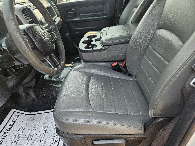 RAM 1500 Tradesman Crew Cab SWB 4WD 2018
