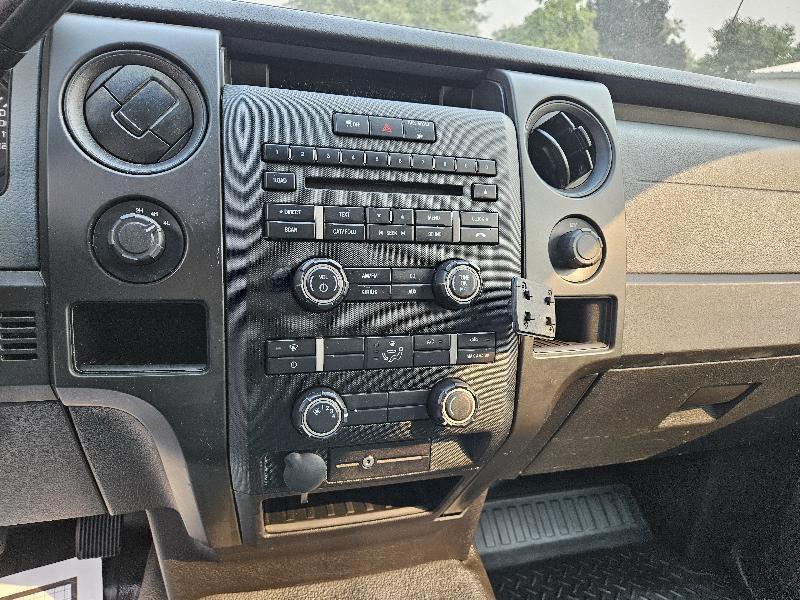 Ford F-150 XL 8-ft. Bed 4WD 2014
