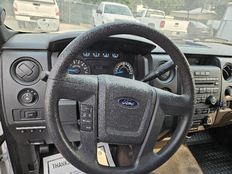 Ford F-150 XL 8-ft. Bed 4WD 2014