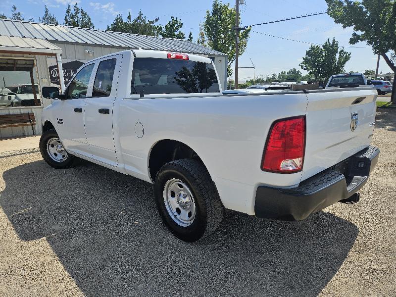 RAM 1500 Tradesman Quad Cab 4WD 2017