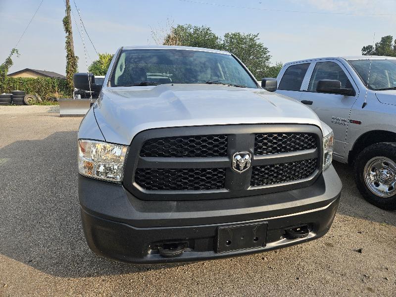 RAM 1500 Tradesman Crew Cab SWB 4WD 2017