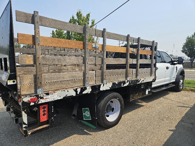 Ford F-550 Super Duty Crew Cab 4WD DRW 2021