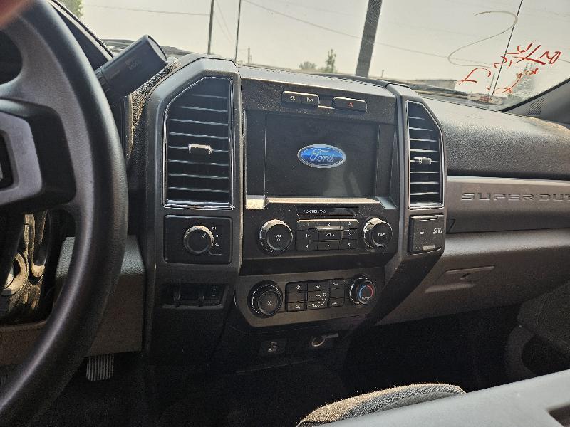 Ford F-550 Super Duty Crew Cab 4WD DRW 2021