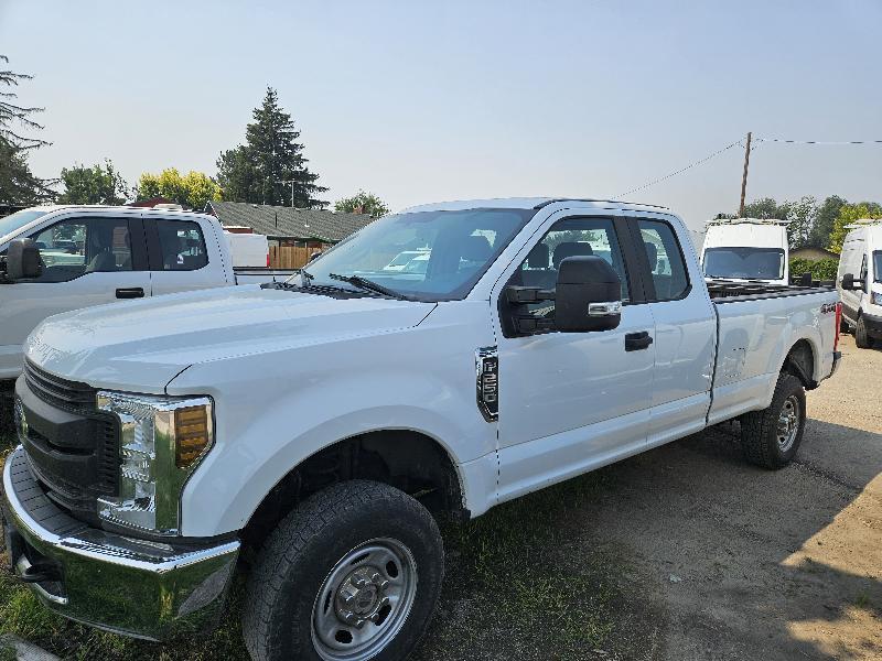 Ford F-250 SD XL SuperCab Long Bed 4WD 2018