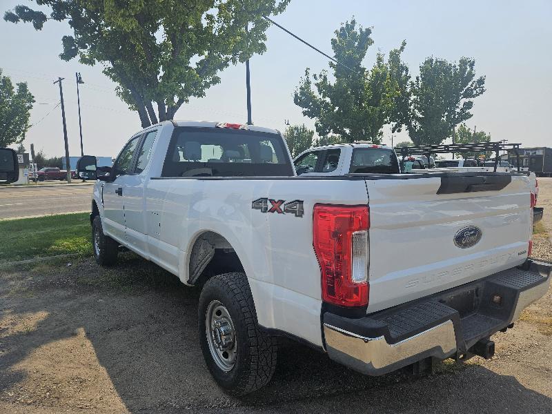 Ford F-250 SD XL SuperCab Long Bed 4WD 2018