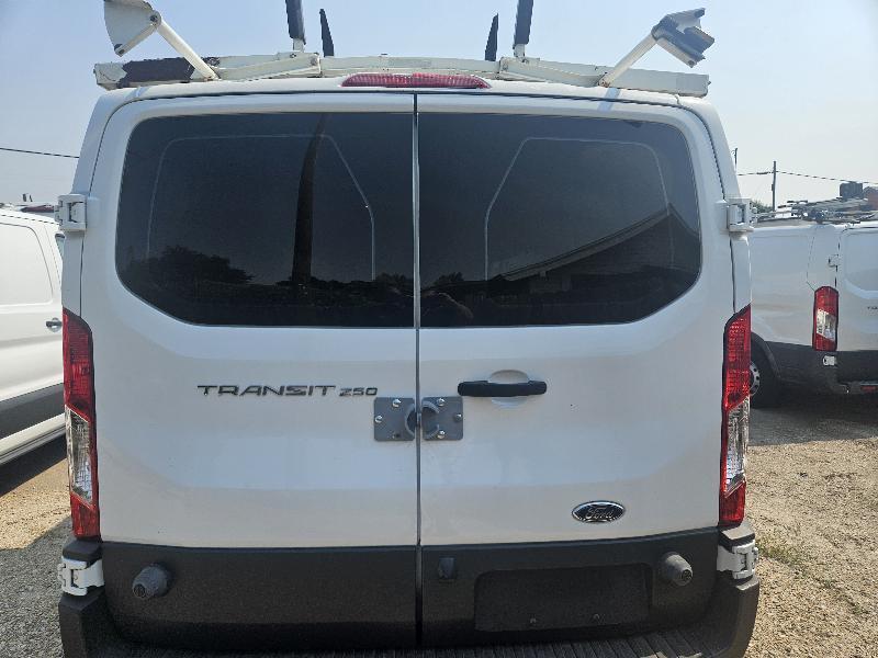 Ford Transit 250 Van Low Roof 60/40 Pass. 148-in. WB 2016