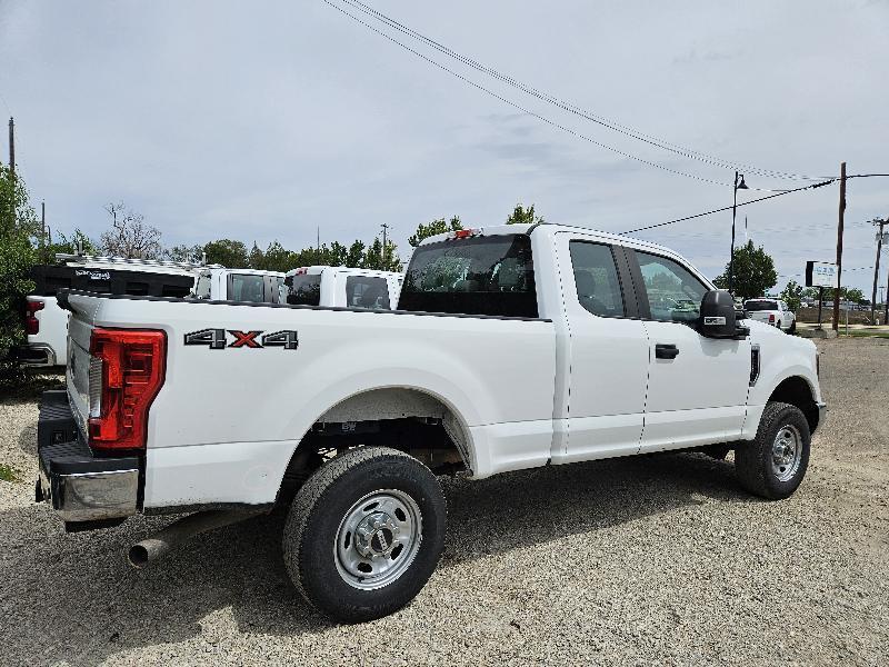 Ford F-250 SD XL SuperCab Short Bed 4WD 2018