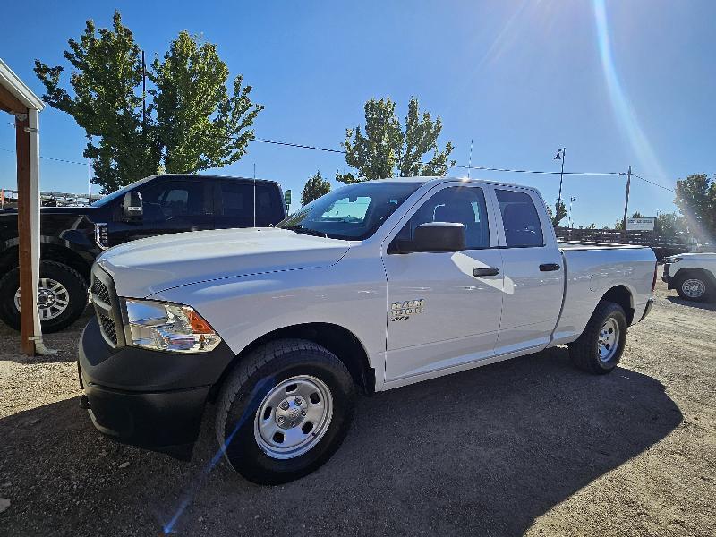 RAM 1500 Classic Tradesman Quad Cab 4WD 2019