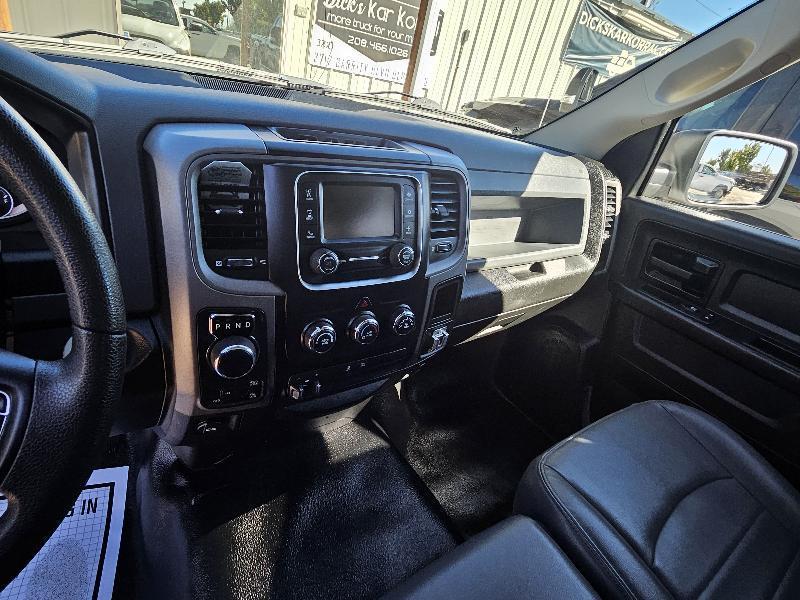 RAM 1500 Classic Tradesman Quad Cab 4WD 2019
