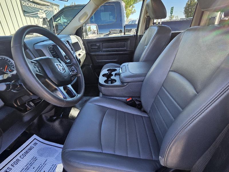 RAM 1500 Classic Tradesman Quad Cab 4WD 2019