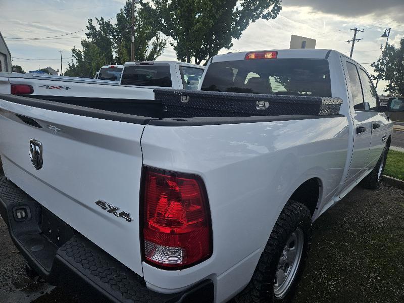 RAM 1500 Classic Tradesman Quad Cab 4WD 2020