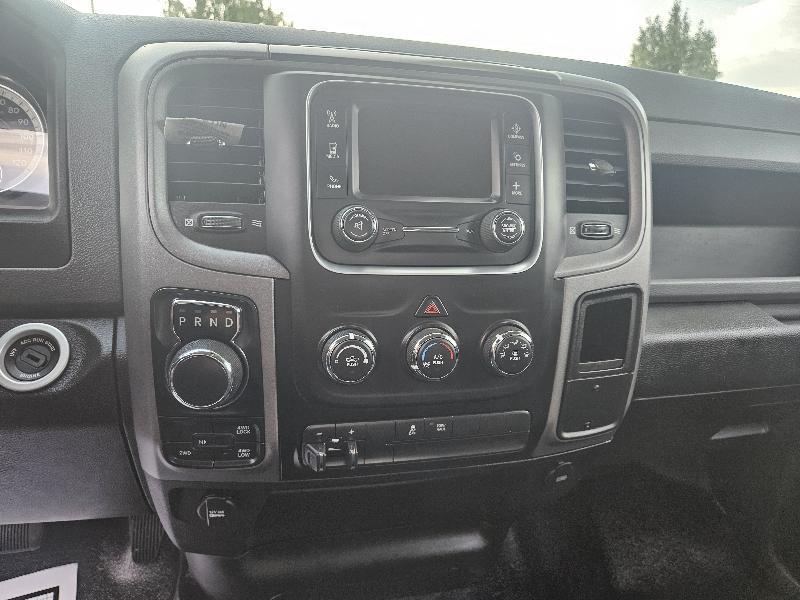 RAM 1500 Classic Tradesman Quad Cab 4WD 2020