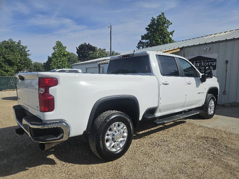 Chevrolet Silverado 2500HD LT Crew Cab Short Box 4WD 2025