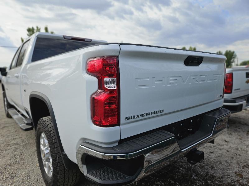 Chevrolet Silverado 2500HD LT Crew Cab Short Box 4WD 2024