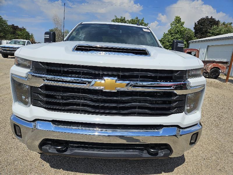 Chevrolet Silverado 2500HD LT Crew Cab Long Box 4WD 2025