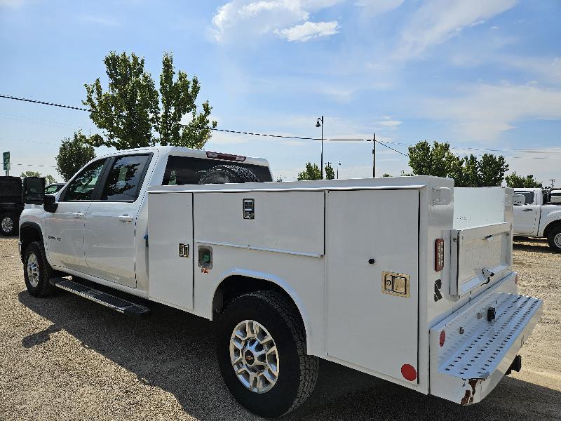 Chevrolet Silverado 2500HD LT Crew Cab Long Box 4WD 2025