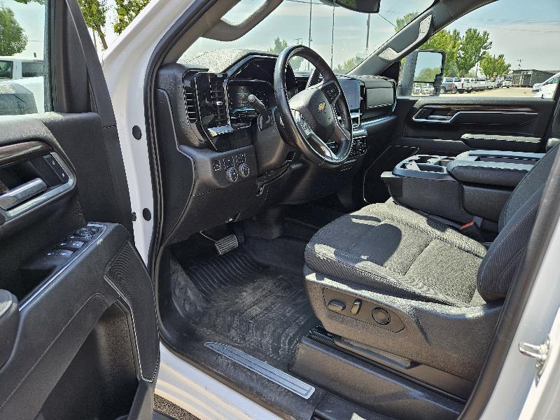 Chevrolet Silverado 2500HD LT Crew Cab Long Box 4WD 2025
